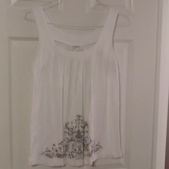 LOFT Tops - Loft small white flowy top